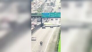 A thief had his legs amputated while being chased by the police