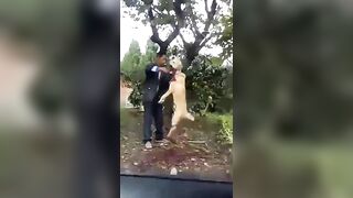 Video gore animals- The dog was hung on a tree branch and skinned