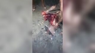 Gore video- The gang butchered the man and held his heart in his hand