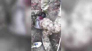 Gore video- The Ukrainian soldier had his penis cut off because he committed rape