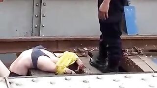 Gore video - The woman who had her arms and legs amputated by the train