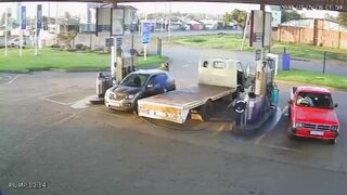 Conflict at the gasoline station ended in homicide south africa.