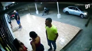 Woman extremely assaulted through guy as fat bystanders only see