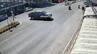 Motorcyclist perishes after smashing up into offending pickup