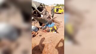 8 eliminated in horrific van accident nigeria uncensored videos