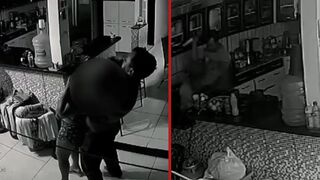 Security camera shows man placing his bride in a sleeper 2 months before murdering her - Cuiabá, Brazil