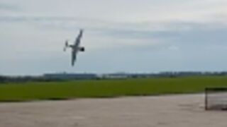 Pilot loses altitude, crashes and dies at Imperial War Museum airfield - Cambridgeshire, UK