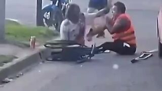 Cripple fight at traffic light