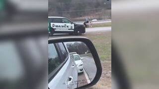Naked Girl Escapes From Tennessee Cops