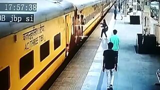 How Not To Board A Train