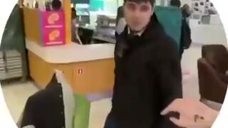 Trash Streamer Shares Pussy Juice With A Mall Guard