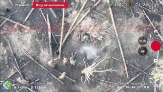 Russian soldier saves his comrade and kills 2 Ukrainians.