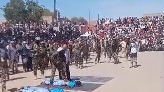 Judicial authority publicly execute 4 murderers and rapists with assault rifles - Abyan Governorate, Yemen