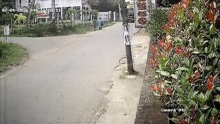 Female gotten rid of by a falling post in sri lank