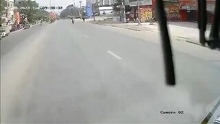 Moped motorcyclist meets his demise