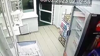 An unsuccessful try through a moron to rob the cashier of a g.