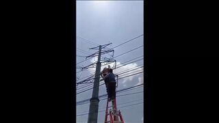 Electrocuted Worker Seizures On Cables