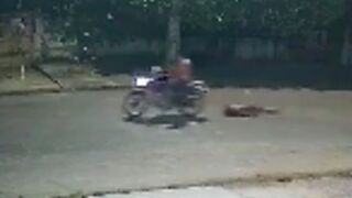 Woman was killed then chained to a motorcycle and dragged to a ditch - MT, Brazil