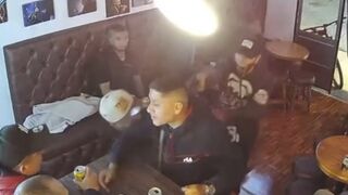 Man was shot in the back of the head while having drinks with friends - Colombia
