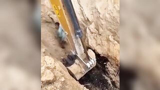 Worker is hidden to life with rocks after ho
