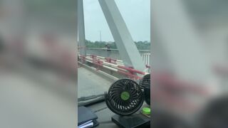 Guy Jumps From The Bridge In China After GF Left Him