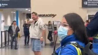 Bulgarian man cuts his throat in suicide attempt inside El Dorado airport - Colombia