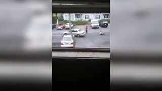 woman breaks car window gets run over