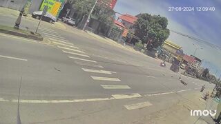 Van Driver Attempts To Revive A Moped Rider He Nearly Killed