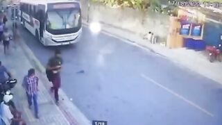 Contract street murder. Video. Brazil.