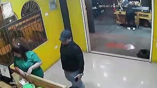 Failed armed robbery. Video. Ecuador.