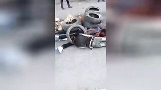 Again lynching negros. Video. Africa.