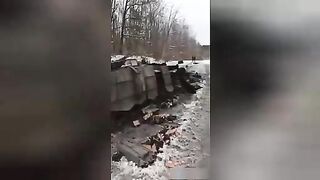 Corpses of Russian soldiers and body fragments