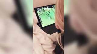 She's Fucking Addicted to Gaming [Twitch Chix]