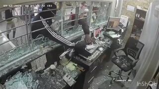 Well Planned Robbery In Ecuador