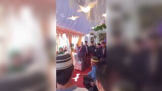 Idiot dies after using a dagger to penetrate his chest at a wedding ceremony