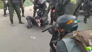 Bolivian Officer Lost Leg During Protests